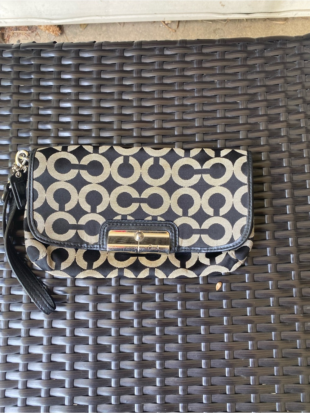Coach Kristin Op Art Signature CC Wristlet